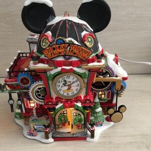 Department 56 Disney Christmas Village Mickey Mouse Watch Factory 2006 NO BOX
